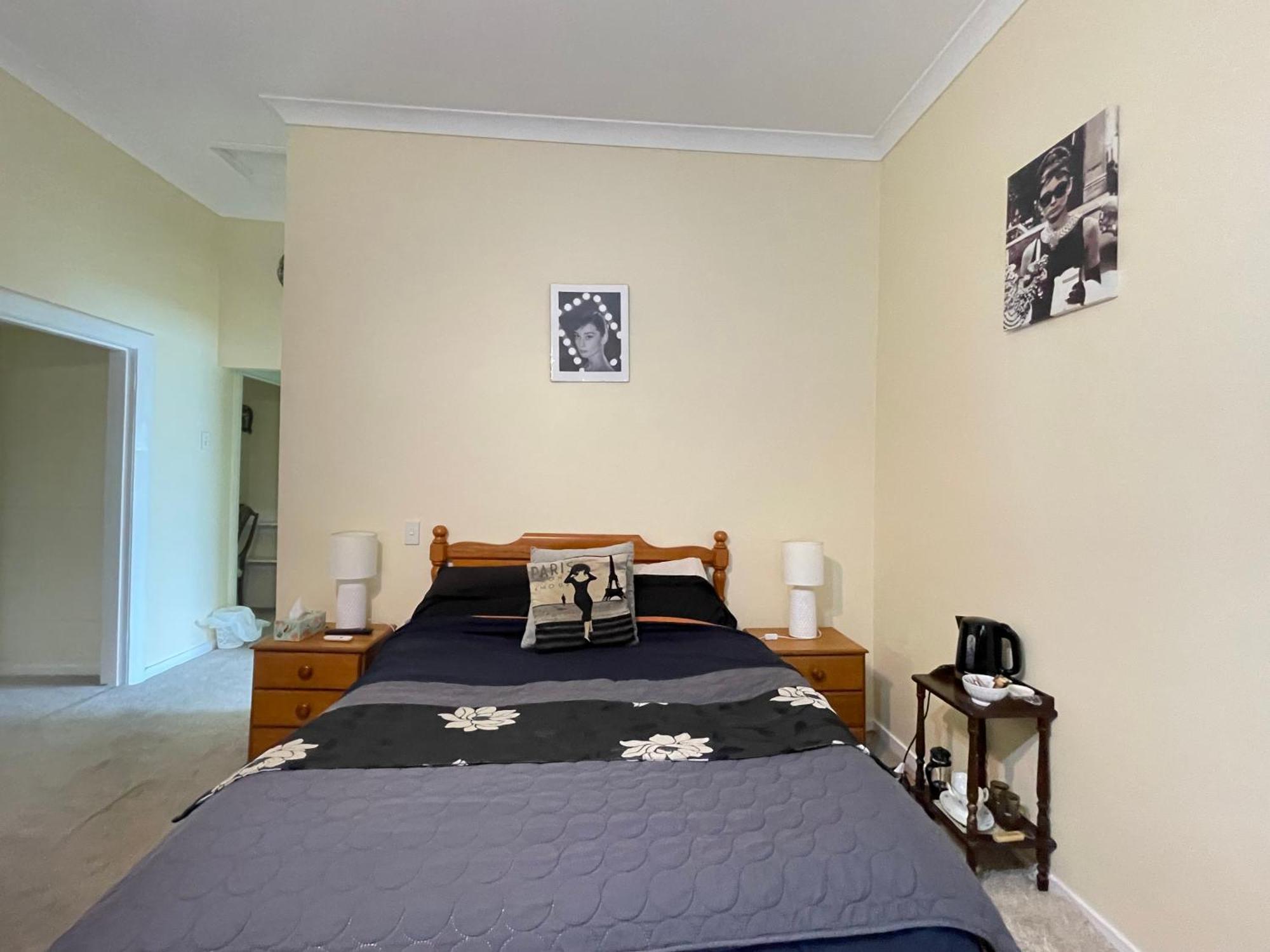 מלון ג'רלדין Victoria House מראה חיצוני תמונה
